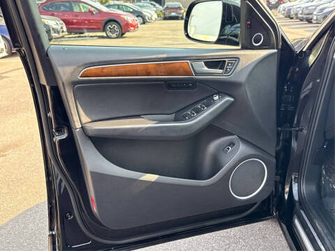 2017 Audi Q5 2.0T quattro Premium Plus