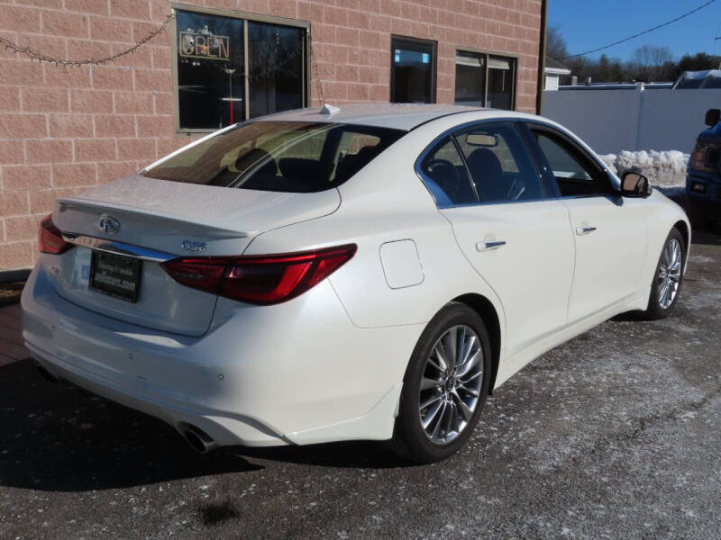 2023 Infiniti Q50 Luxe
