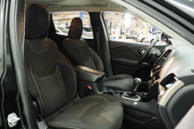 2016 Jeep Cherokee Latitude Altitude