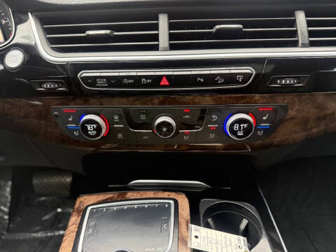 2017 Audi Q7 3.0T quattro Premium Plus