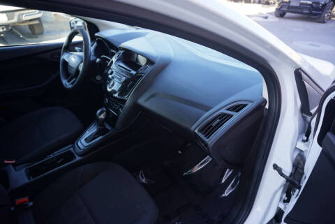2016 Ford Focus S