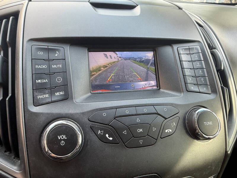 2016 Ford Edge SE