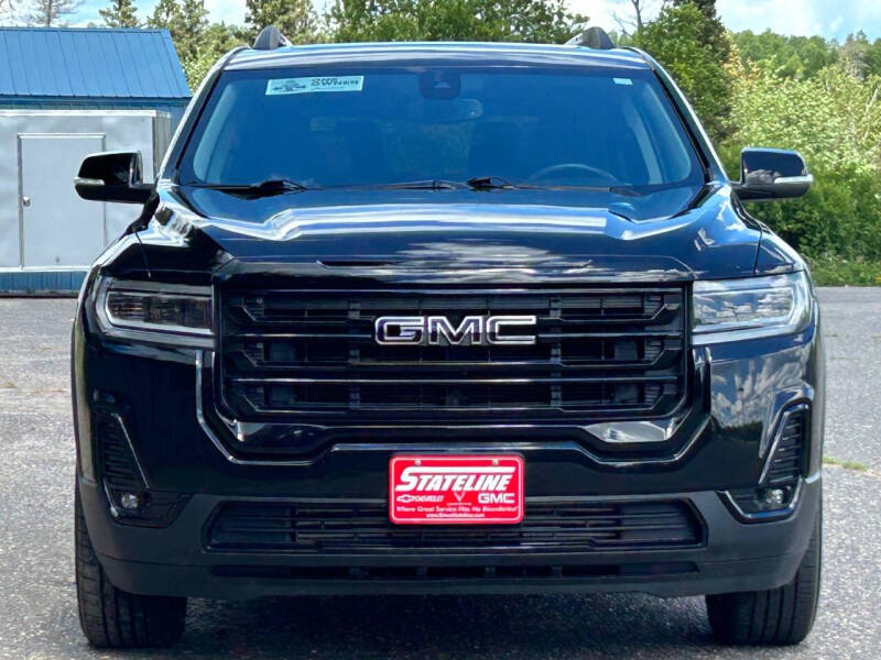 2023 GMC Acadia SLT