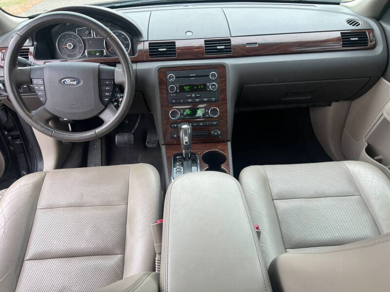 2008 Ford Taurus SEL