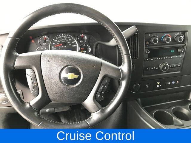 2022 Chevrolet Express 2500