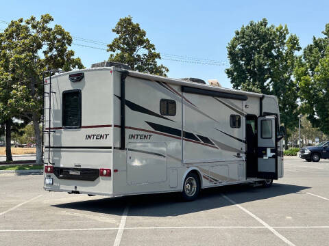 2020 Winnebago Intent 28y
