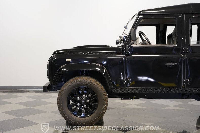 1984 Land Rover Defender