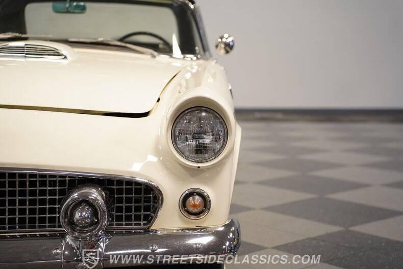 1956 Ford Thunderbird