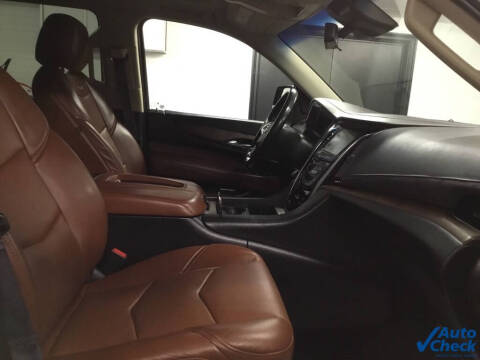 2017 Cadillac Escalade Luxury