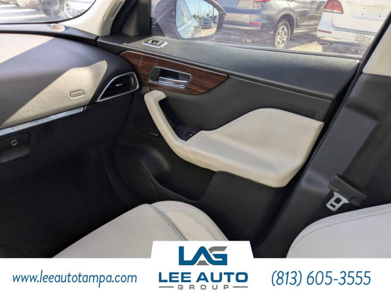 2017 Jaguar F-PACE 20d Prestige