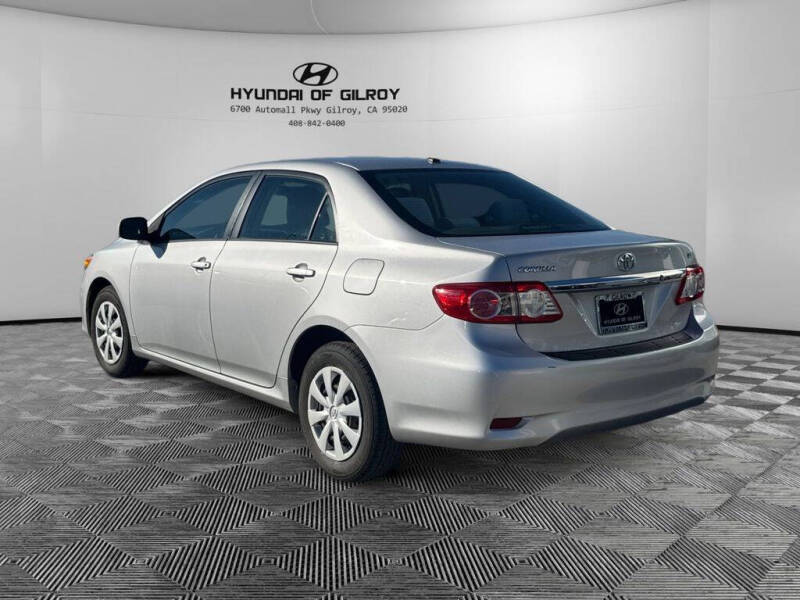 2011 Toyota Corolla LE