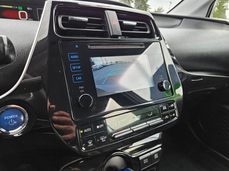 2019 Toyota Prius XLE AWD-e