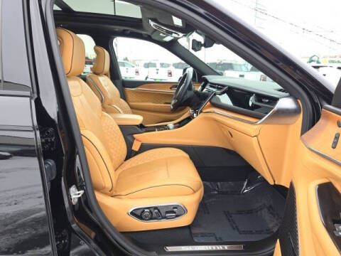 2024 Jeep Grand Cherokee Summit