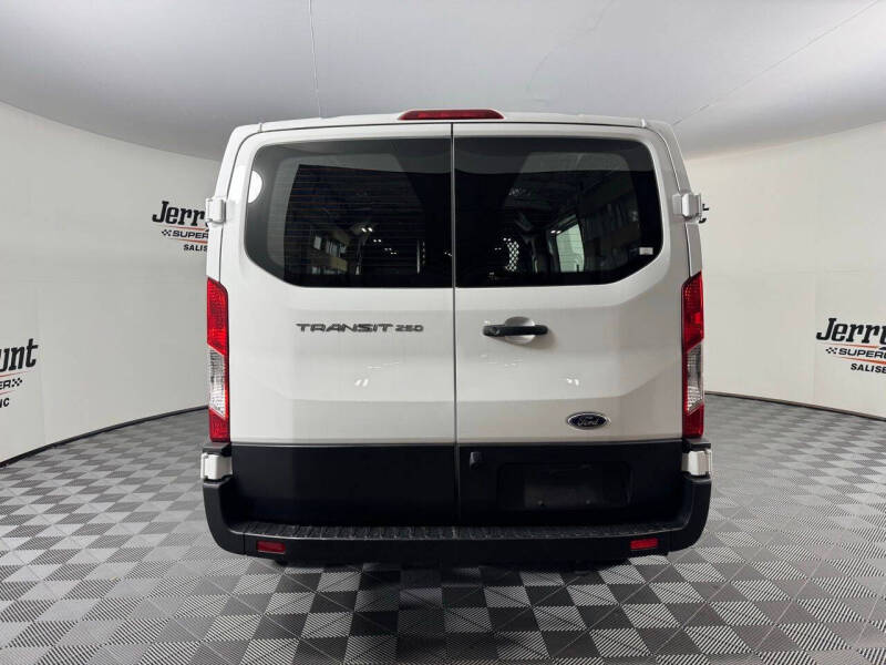 2024 Ford Transit
