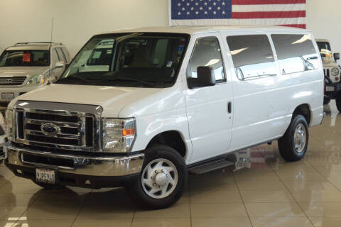 2014 Ford E-Series E-350 SD XLT