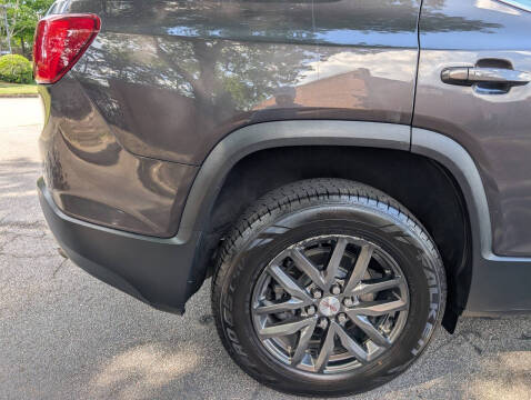 2017 GMC Acadia SLT-1