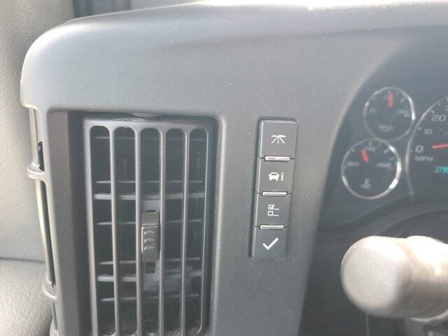 2023 GMC Savana 2500