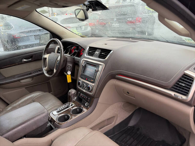 2016 GMC Acadia Denali