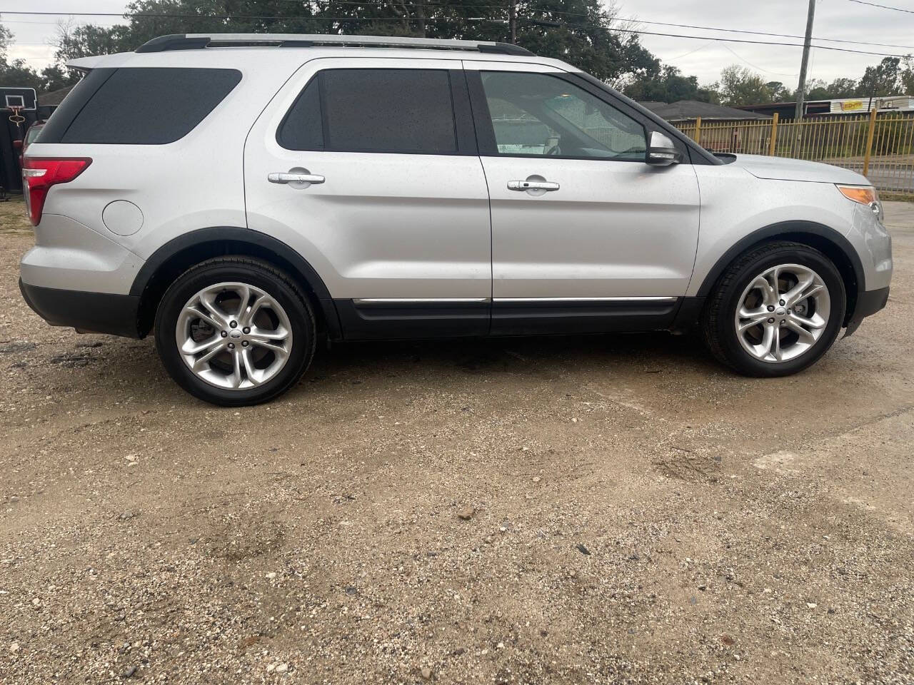 2013 Ford Explorer for sale at Familia Motors in Houston, TX