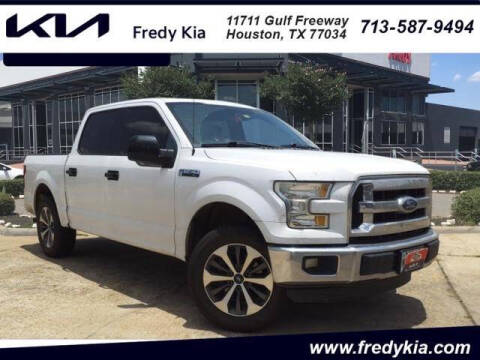 2016 Ford F-150 for sale at FREDY USED CAR SALES in Houston TX