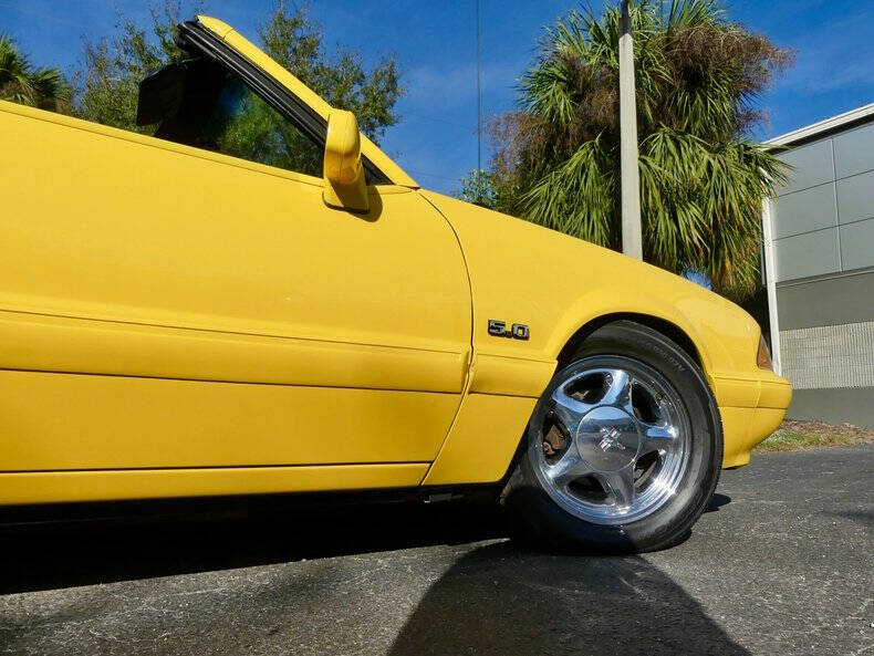 1993 Ford Mustang LX 5.0