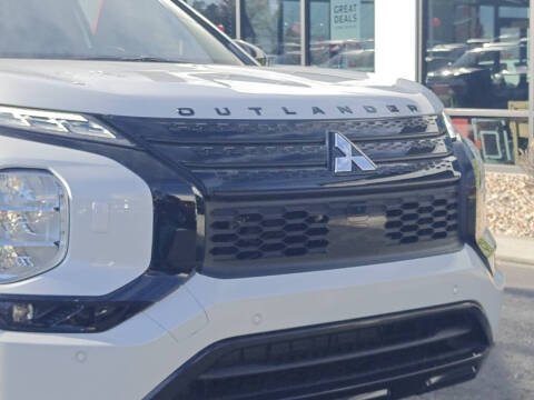 2025 Mitsubishi Outlander PHEV SEL Black Edition