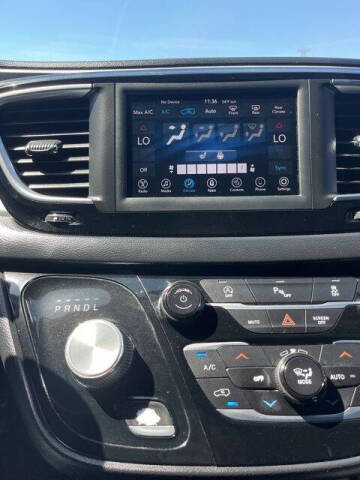 2020 Chrysler Pacifica Touring L