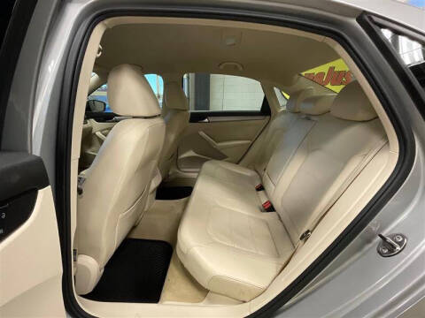 2013 Volkswagen Passat