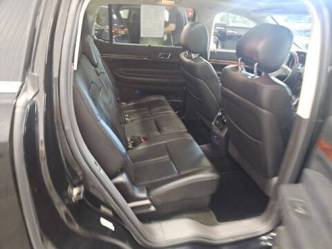 2017 Lincoln MKT Elite