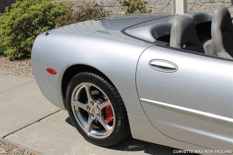 2002 Chevrolet Corvette 26