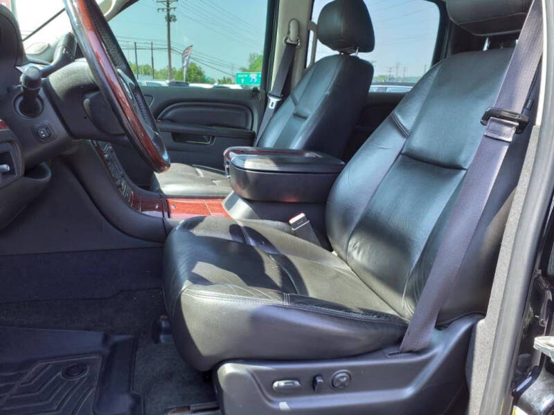 2013 Cadillac Escalade EXT Premium