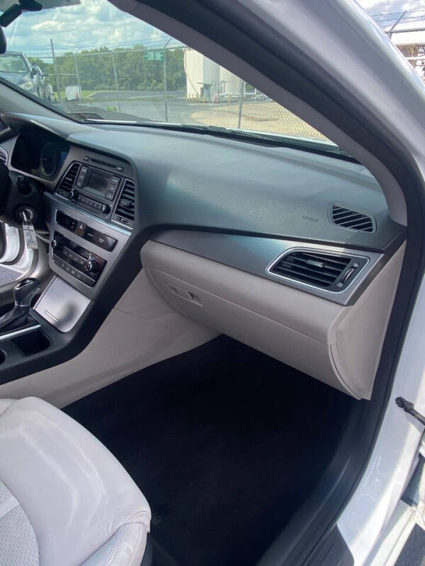 2015 Hyundai Sonata SE