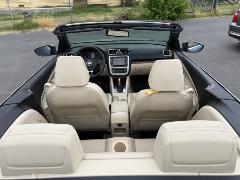 2012 Volkswagen Eos Executive SULEV