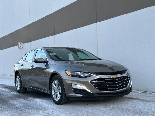 2020 Chevrolet Malibu for sale at Phoenix Motor Co in Romulus, MI