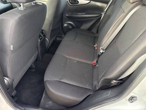 2017 Nissan Rogue Sport S