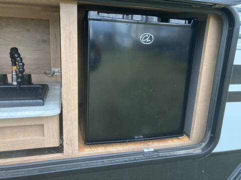 2020 Winnebago 2201 MB