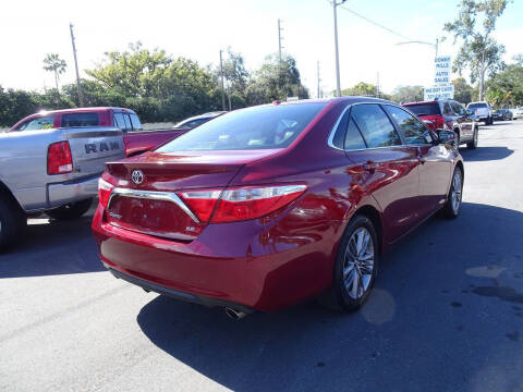 2017 Toyota Camry LE