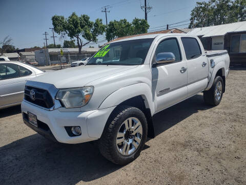2014 Toyota Tacoma for sale at Larry's Auto Sales Inc. in Fresno CA