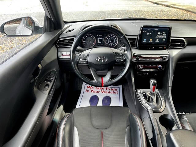 2020 Hyundai Veloster 2.0L Premium