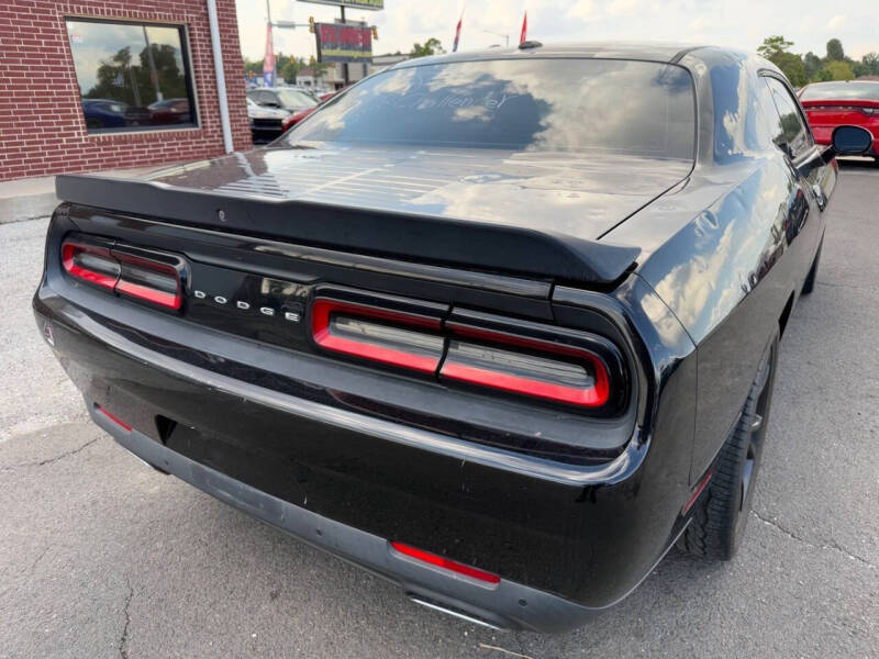 2018 Dodge Challenger SXT
