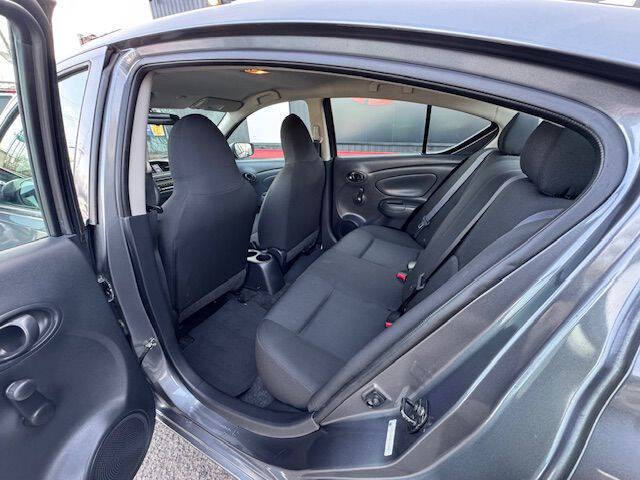 2016 Nissan Versa