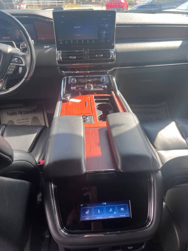 2024 Lincoln Navigator Premiere