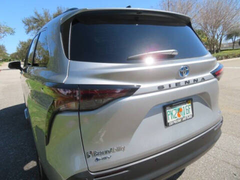 2025 Toyota Sienna XLE 8-Passenger