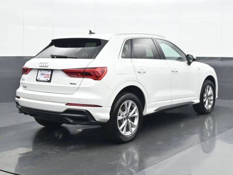 2022 Audi Q3 quattro S line Premium 45 TFSI