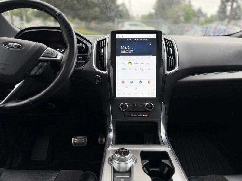 2022 Ford Edge ST