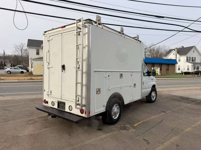 2015 Ford E-Series E-350 SD