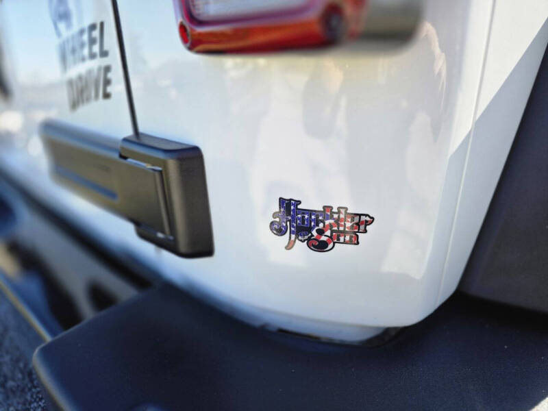 2018 Jeep Wrangler JK Willys Wheeler