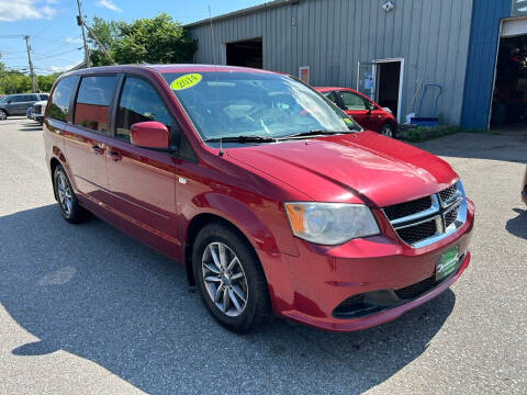 2014 Dodge Grand Caravan for sale at Vermont Auto Service in South Burlington VT