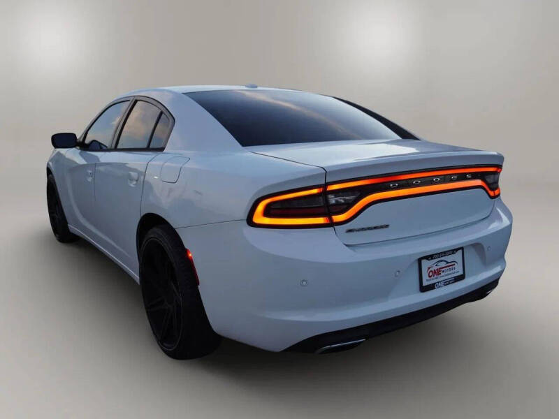 2015 Dodge Charger SE