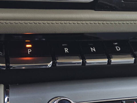 2022 Lincoln Aviator Standard